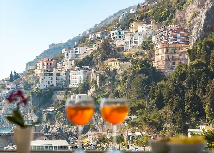 ゲストハウス ディモーレ デ ルカ シー ビュー アマルフィ