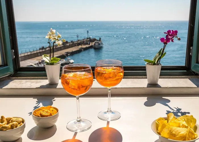 ディモーレ デ ルカ シー ビュー 4* アマルフィ