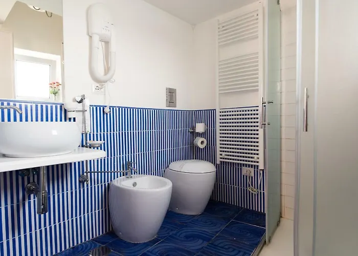 ゲストハウス ディモーレ デ ルカ シー ビュー アマルフィ