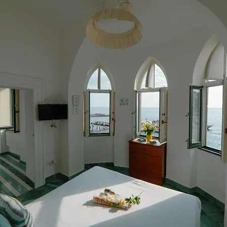 Penzion Dimore De Luca- Sea View 4*