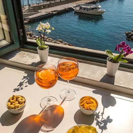 Dimore De Luca- Sea View Penzion 4*