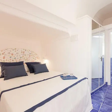 Penzion Dimore De Luca- Sea View 4*